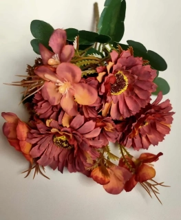 Květina svazek - gerbera + drobné kvítka  - KS19